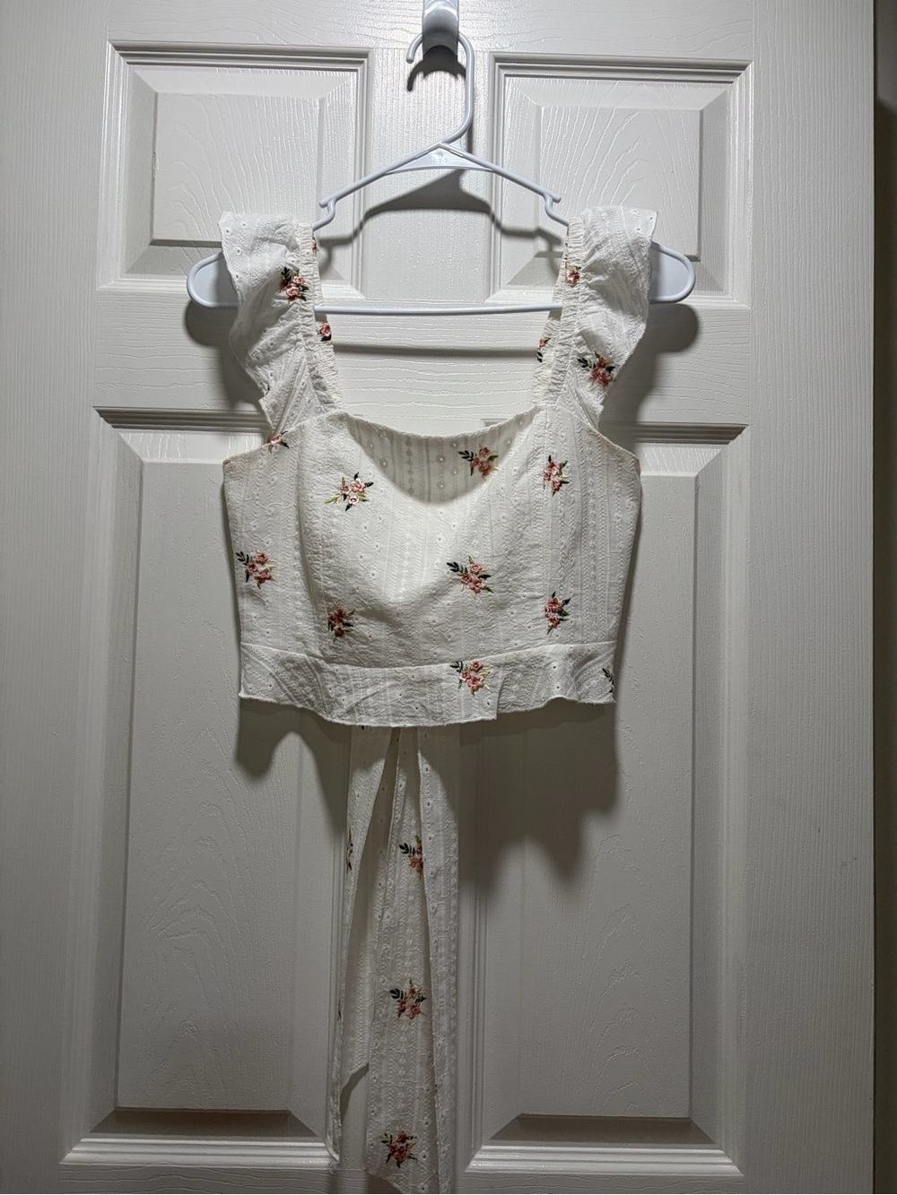Embroidered White Tie-Back Floral Crop Top